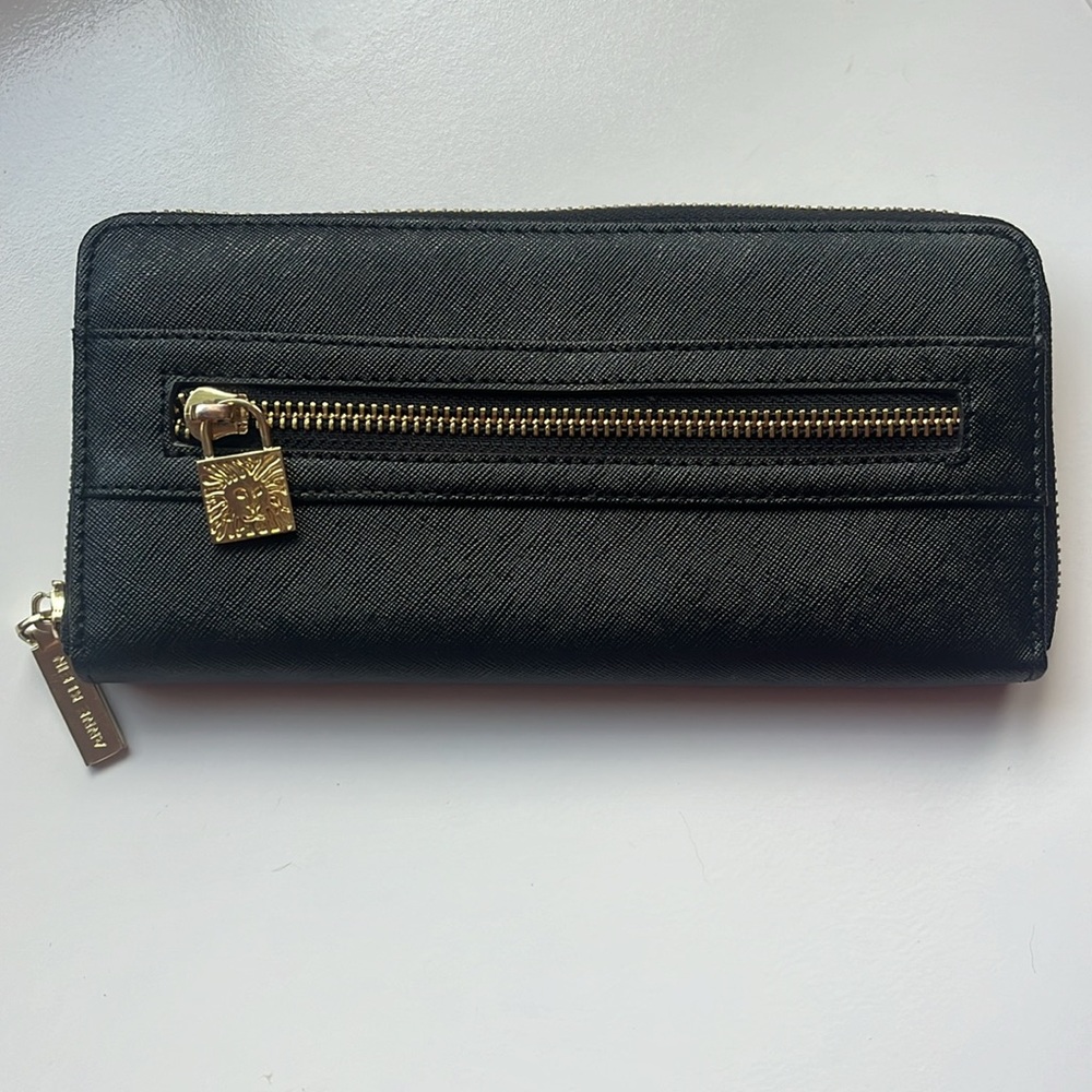 NWOT ANNE KLEIN Wallet Black Brand New with Gold Zippers